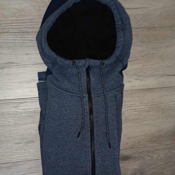 Men's Classic Hurley Large Hoodie with Drawstrings and Zipper Inside Fleece - Picture 7 of 7